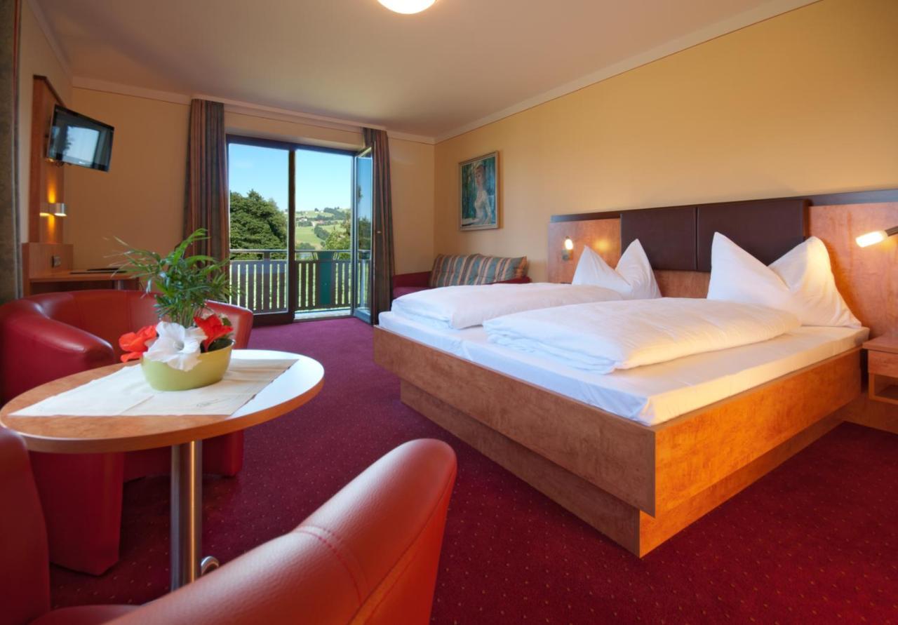 Seehotel Garni Poellmann Zell am Moos Exterior foto
