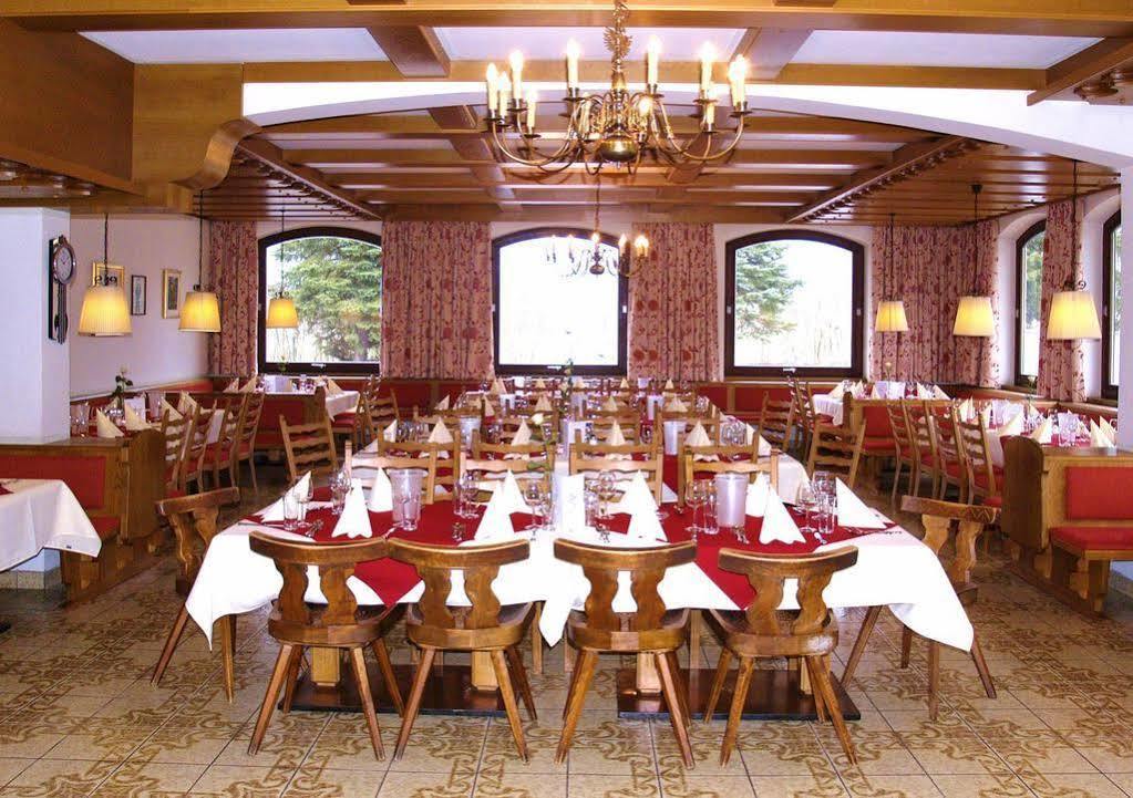 Seehotel Garni Poellmann Zell am Moos Exterior foto